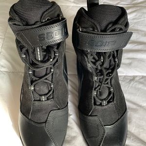 Sedici Podio - motorcycle riding shoe/boot men’s 9